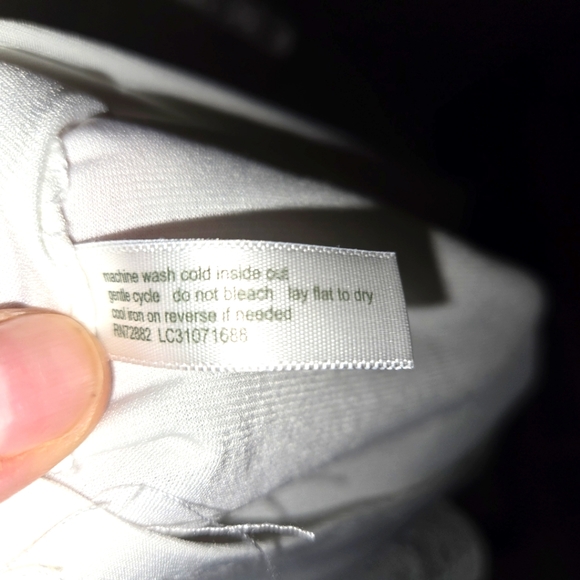 ***Essential White/ Silver Dotted Poncho shirt ---  4XL - Picture 8 of 8